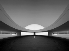 http://mail.josecavana.com/files/gimgs/th-17_Niemeyer 06.jpg